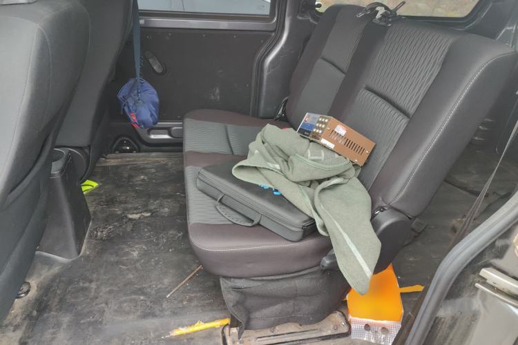 Used Jinbei Gold Hiace M Classic 2022 1.5L Engineering Lion Passenger Vehicle 6 Seats
