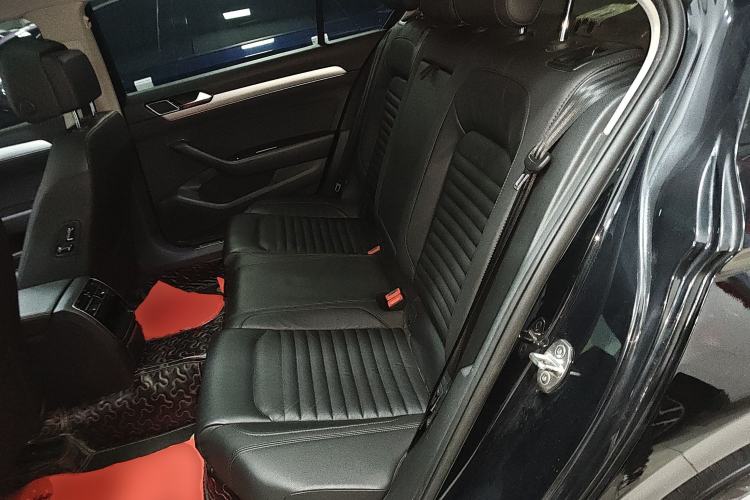 Used Volkswagen Magotan 2018 280TSI DSG Leading Model
