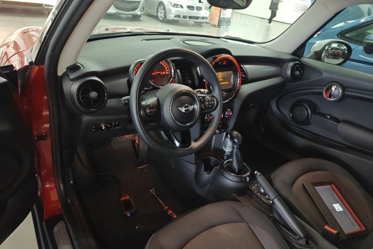 Used  MINI 2014 1.5T COOPER Fun
