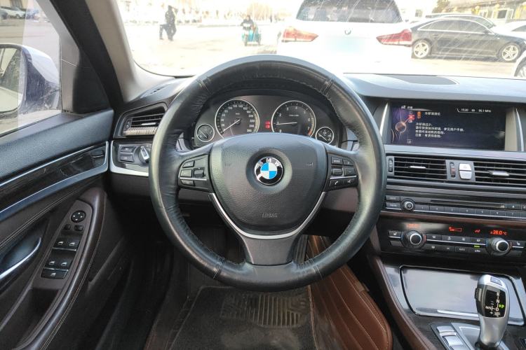Used BMW 5 Series 2014 525Li Luxury Design Package
