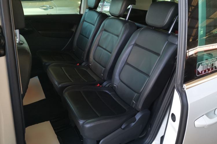 Used Volkswagen Sharan 2013 2.0 TSI Luxury Model