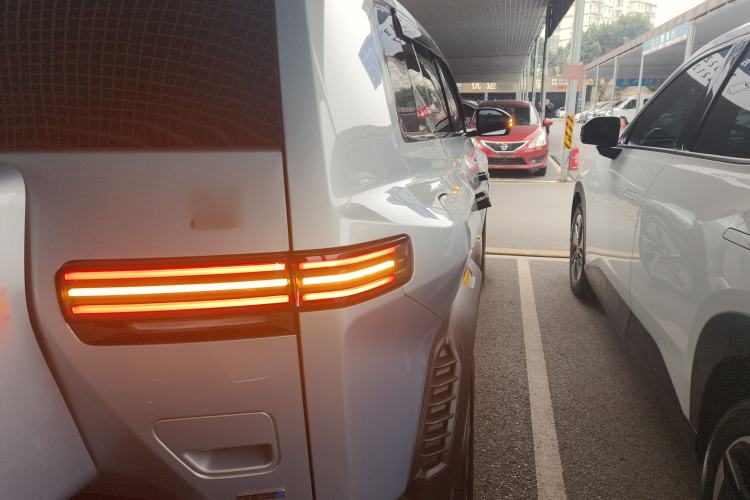 Used  Titanium 3 2025 501KM All-Wheel Drive Intelligent Driving Ultra Version
