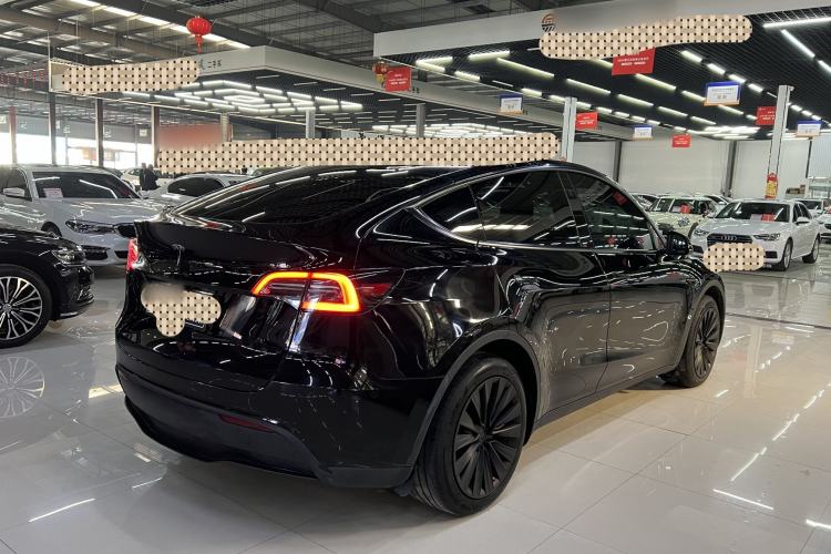 Used Tesla Model Y 2024 Rear-Wheel-Drive Version