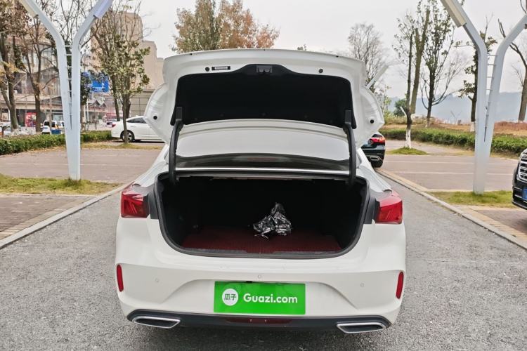 Used Changan Eado 2022 PLUS Blue Whale NE 1.4T GDI DCT Prestige Edition
