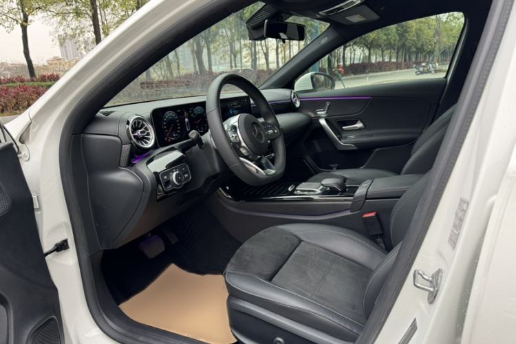 Used Mercedes-Benz A-Class 2020 Restyled A 200 L Sport Sedan Fashion Version