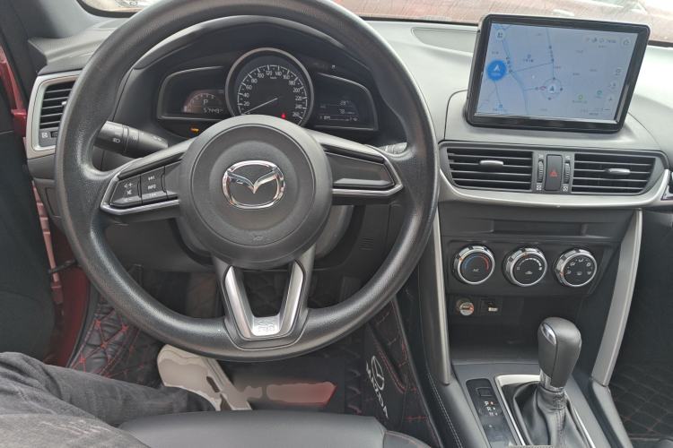 Used Mazda CX-4 2018 2.0L Automatic Two-Wheel Drive Blue Sky Dynamic Version China V Standard
