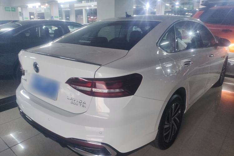 Used Volkswagen Lavida 2024 300TSI DSG Starry Sky Leading Edition
