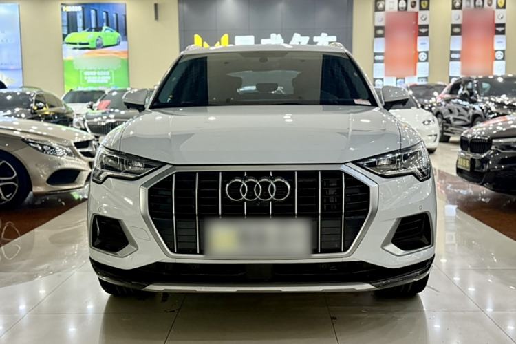 Used Audi Q3 2021 35 TFSI Fashionable and Elegant Model
