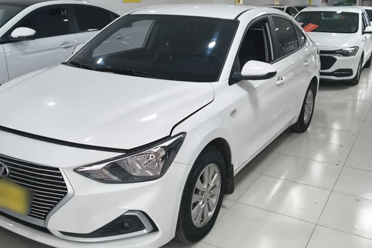 Used Hyundai Celesta 2018 1.6L Automatic GL Enjoyment Edition China VI compliant
