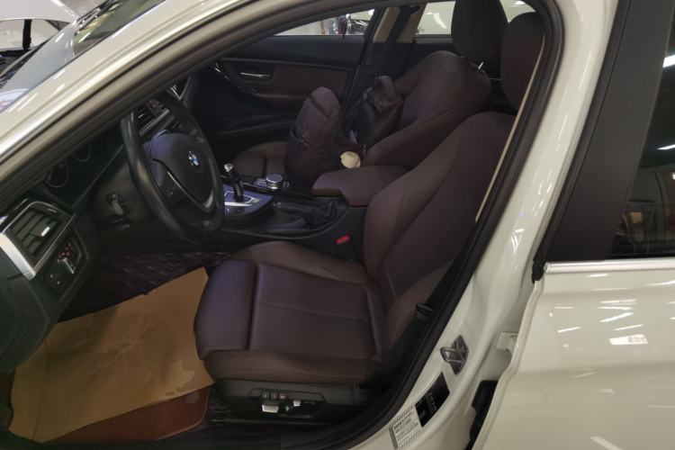 Used BMW 3 Series 2019 320Li Fashion Model
