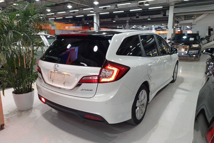 Used Honda Jade 2016 1.8L Automatic Comfort Elite Version 5 Seats