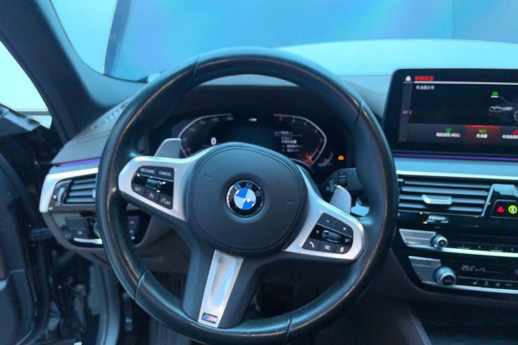 Used BMW 5 Series 2022 Restyled 530Li Leading Edition M Sport Package
