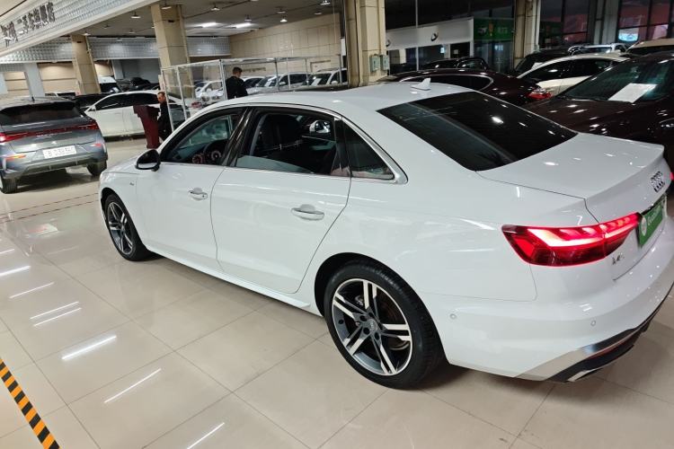 Used Audi A4L 2020 40 TFSI Luxury Dynamic Model
