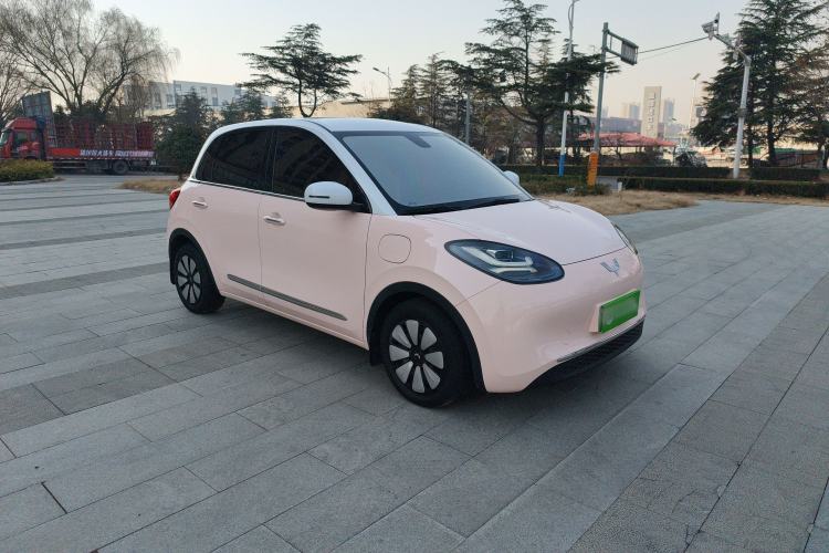 Used Wuling Bingo 2023 410 km Lingxi Deluxe Edition
