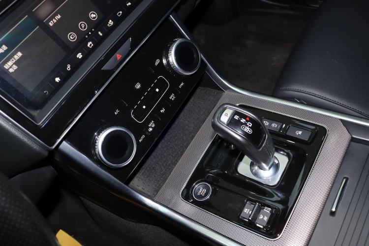 Used Jaguar XEL 2020 2.0T 200PS R-DYNAMIC Youth Sports Edition
