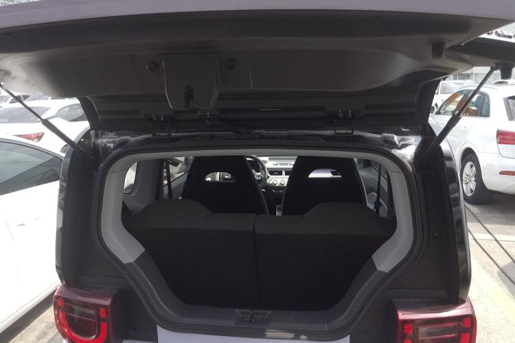 Used Chery QQ Ice Cream 2022 170km Sundae Phosphate Lithium-Ion
