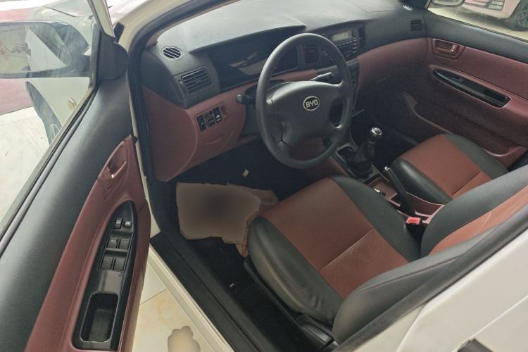 Used BYD F3 2012 Energy-Saving Edition 1.5L Manual Comfort Model
