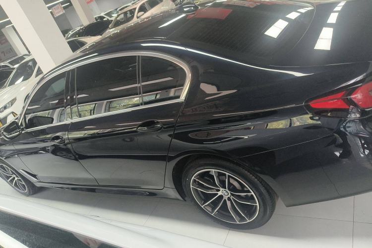 Used BMW 5 Series 2022 Second Facelift 525Li M Sport Package

