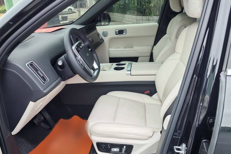 Used Li Auto L7 2023 Pro Model
