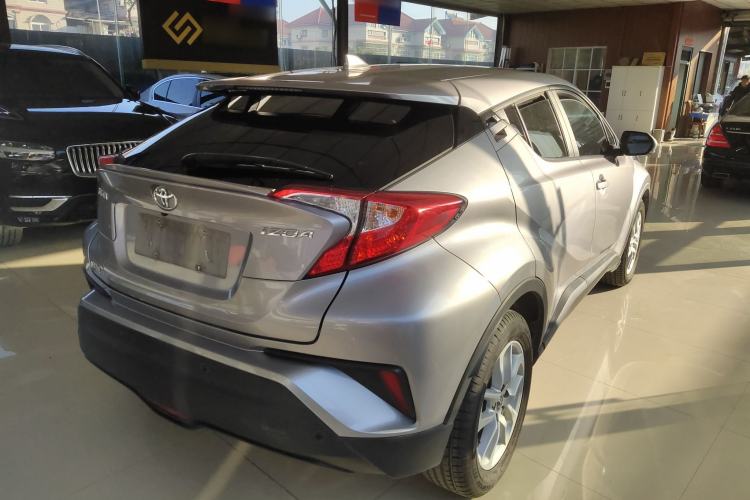 Used Toyota IZOA 2018 2.0L Yidong Edition China VI