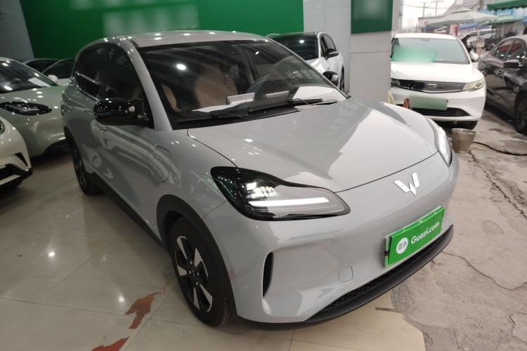 Used Wuling Bingo PLUS 2024 330 km Range Five-Seater Version
