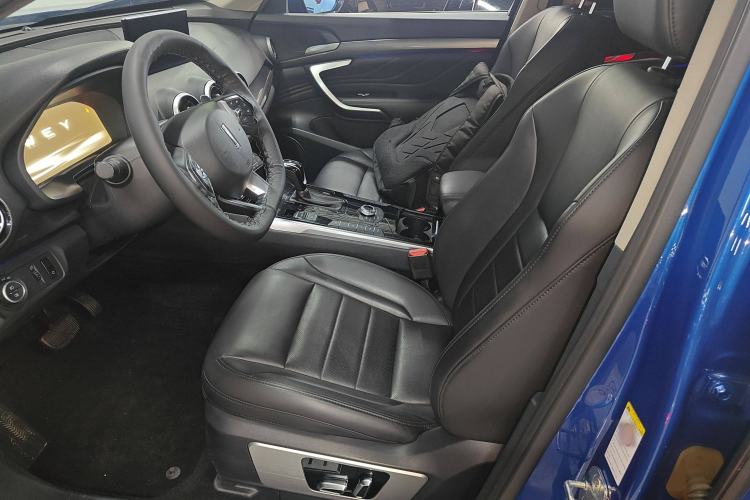 Used Wey VV7 2017 2.0T Ultra-Luxury Version
