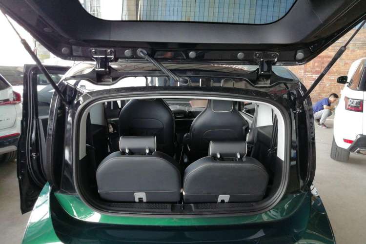 Used Baojun KiWi EV 2021 Artist Model Lithium Iron Phosphate
