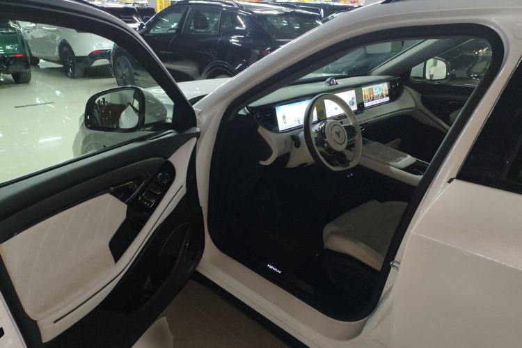 Used VOYAH FREE 2025 318 318 km Rear-Drive Touring Edition
