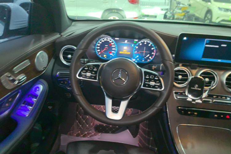 Used Mercedes-Benz GLC 2021 GLC 300 L 4MATIC Dynamic Model