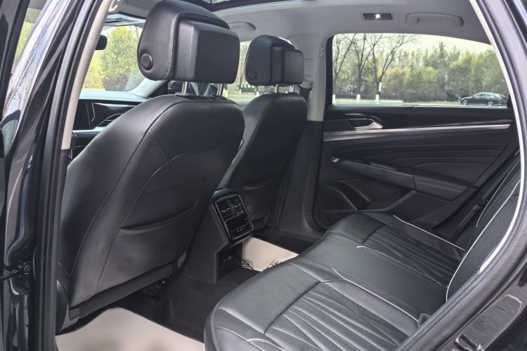 Used Volkswagen Passat 2023 Restyled 330TSI Starry Luxury Edition
