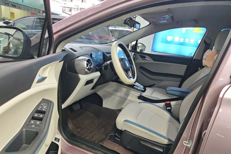 Used BYD Yuan Pro 2023 401KM Luxury Version

