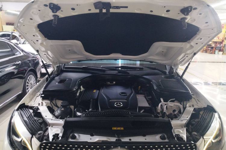 Used Mercedes-Benz GLC 2019 GLC 260 L 4MATIC Dynamic Model
