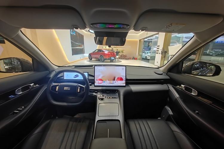 Used  E5 2024 530km Starship Edition
