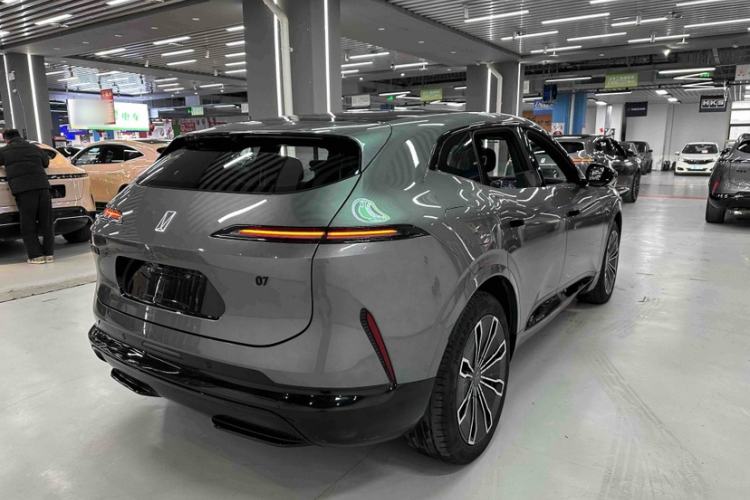 Used  07 2024 Max Extended-Range Edition
