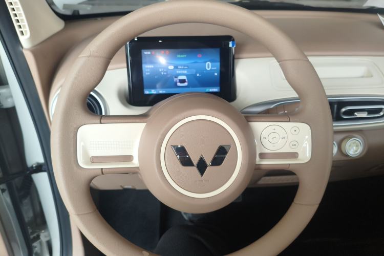 Used Wuling Hongguang MINIEV 2025 Four-Door Version Advanced Edition
