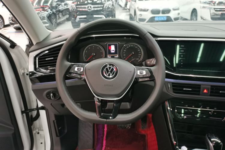 Used Volkswagen Tayron 2022 330TSI Two-Wheel Drive Luxury Smart Connectivity Version