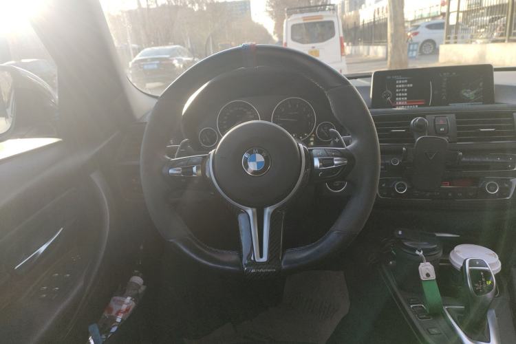 TDK.VehicleDetails.img