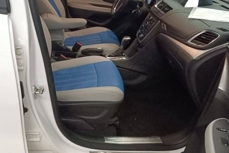 Used Buick Encore 2015 1.4T Automatic Two-Wheel Drive Urban Elite Version
