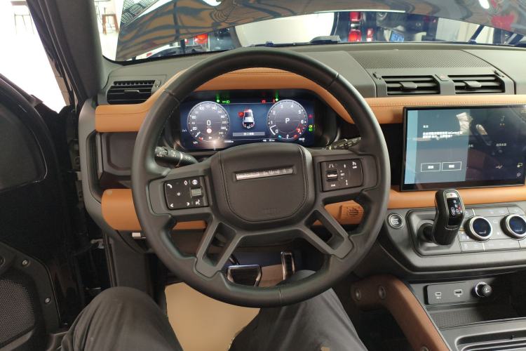 Used Land Rover Defender 2024 110 3.0T P400 X-DYNAMIC HSE
