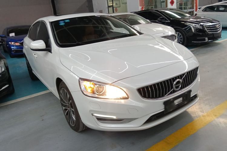 Used Volvo S60 2018 S60L T4 Smart & Ambitious Edition