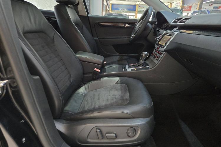 Used Volkswagen Magotan 2016 1.8TSI Luxury Comfort Model