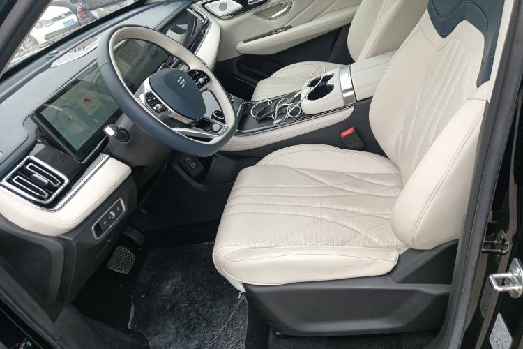 Used  Shanhai L7 2024 1.5T 120km ULTRA 7-Seater
