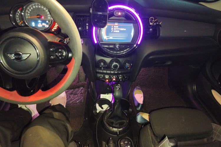 Used  MINI 2016 1.5T COOPER
