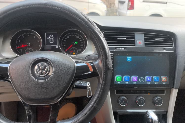 Used Volkswagen Golf 2016 1.6L Automatic Comfort Model
