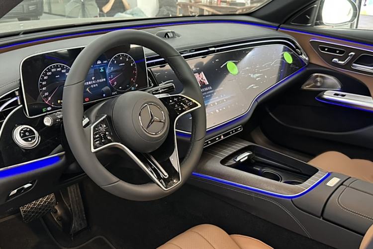 Used Mercedes-Benz E-Class 2025 Facelift E 300 L Luxury Edition
