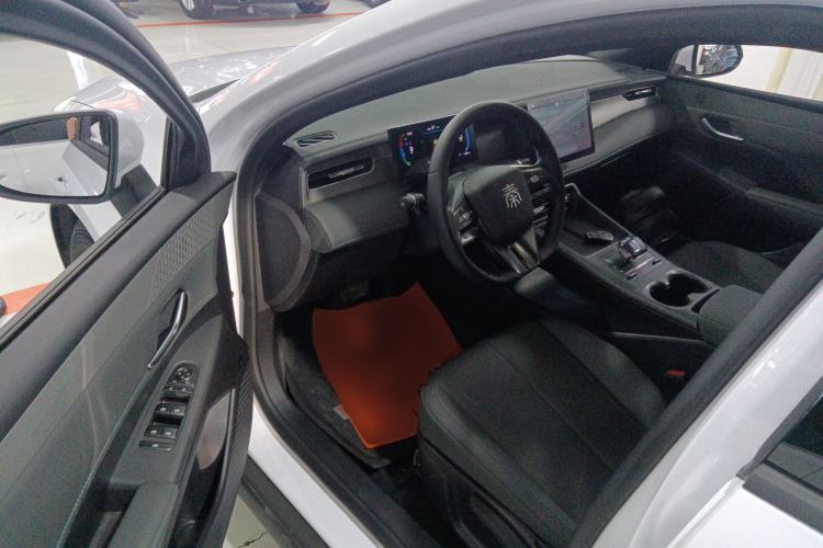 Used BYD Qin PLUS 2025 DM-i Smart Drive 55KM Leading Model