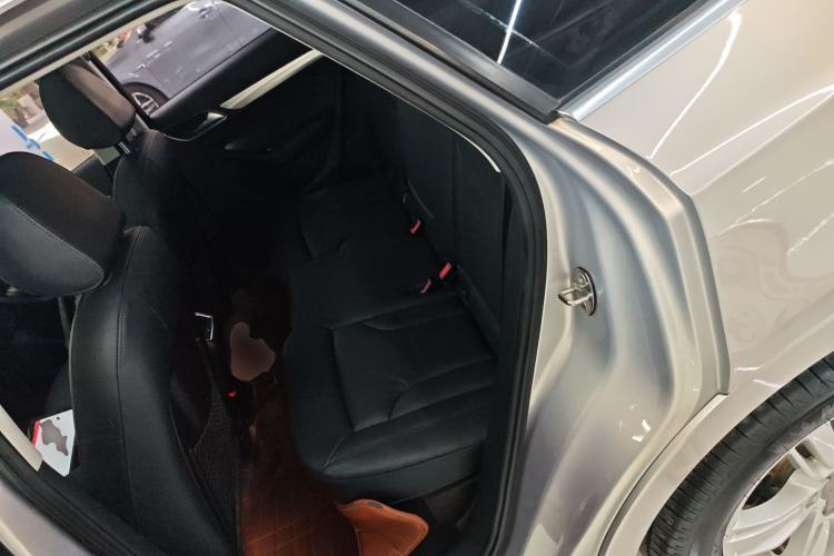 Used Audi Q3 2015 30 TFSI Comfort Model
