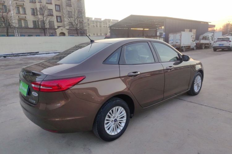 Used Ford Escort 2015 1.5L Manual Comfort Model
