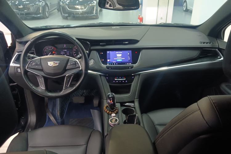 Used Cadillac XT5 2022 2.0T Two-Wheel Drive Luxury Version
