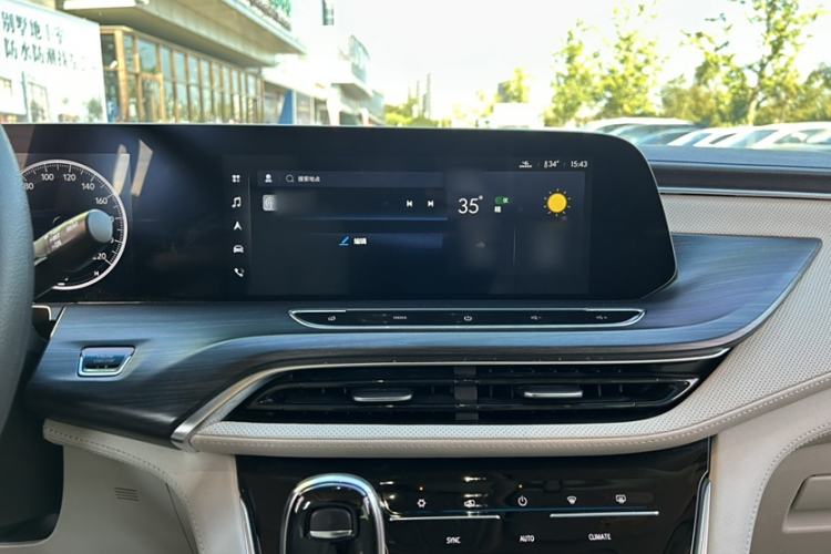 Used Buick GL8 2022 ES Landtrek 653T Comfort Edition
